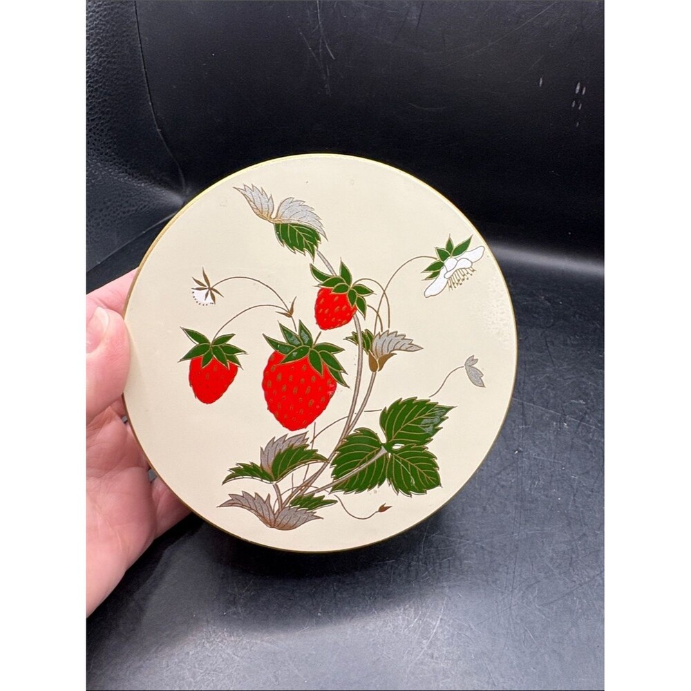 Otagiri Strawberry Round Decorative Box